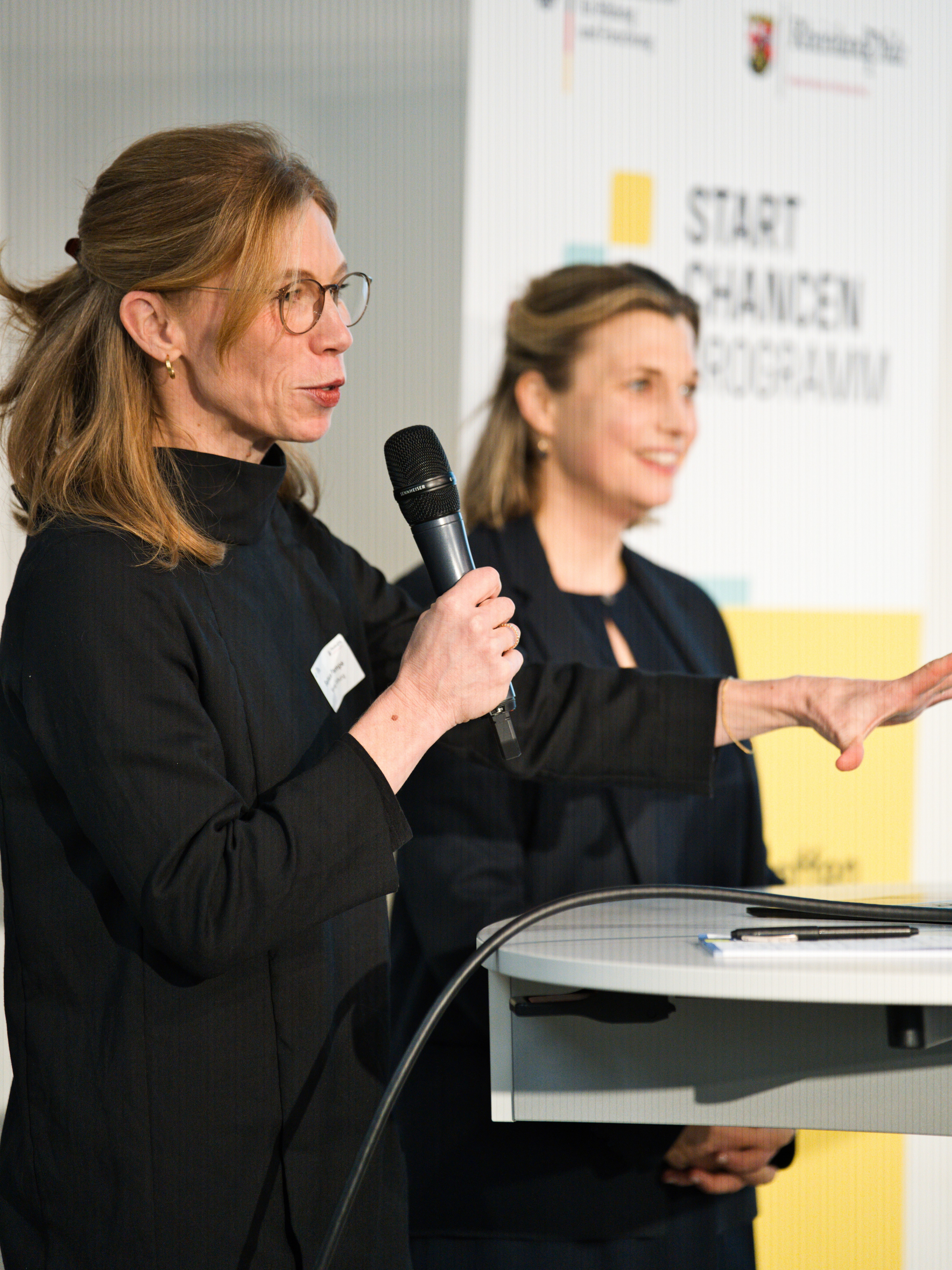 Impressionen 1. Runder Tisch