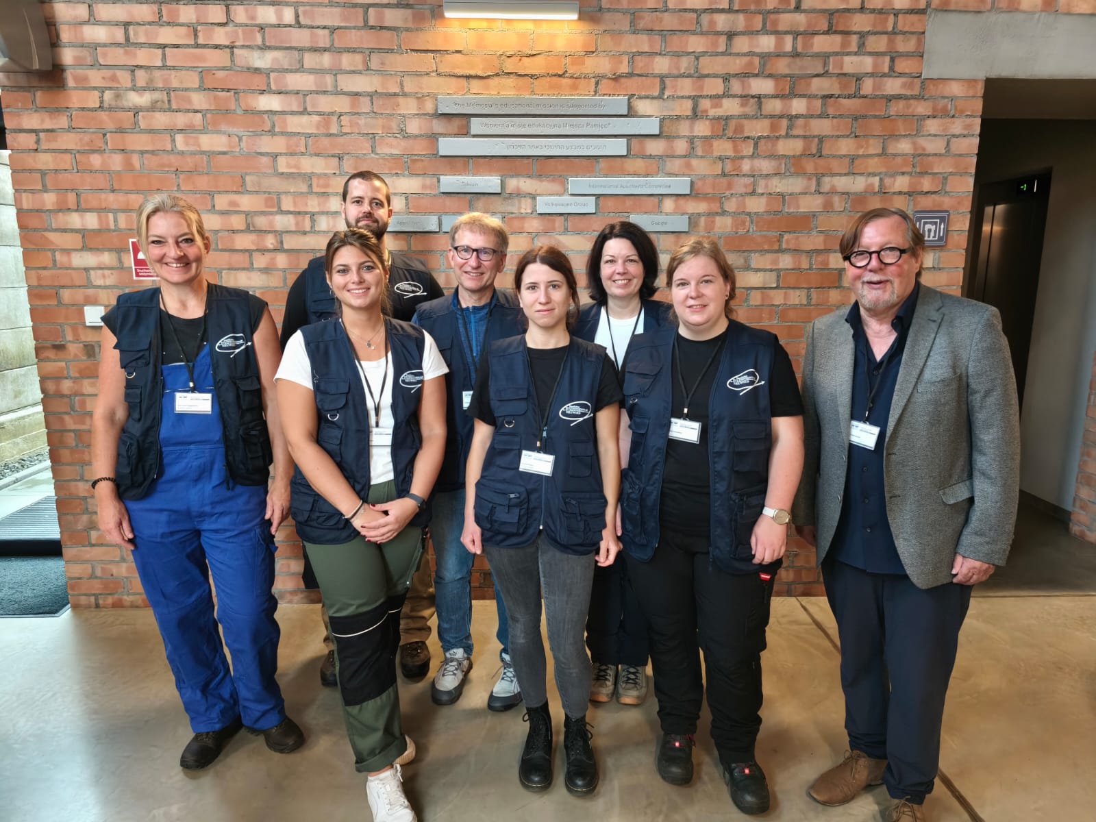 Projektteilnehmende des Studienseminars für BBS Neuwied: Fachleitungen und Anwärterinnen sowie Herr Heubner vom Internationalen Auschwitz Komitee